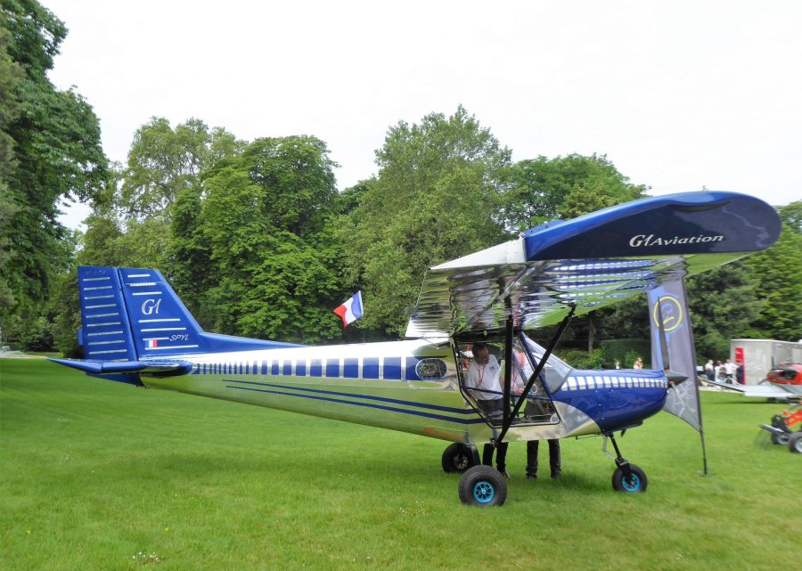 Vol en avion léger au dessus du village de Giverny
